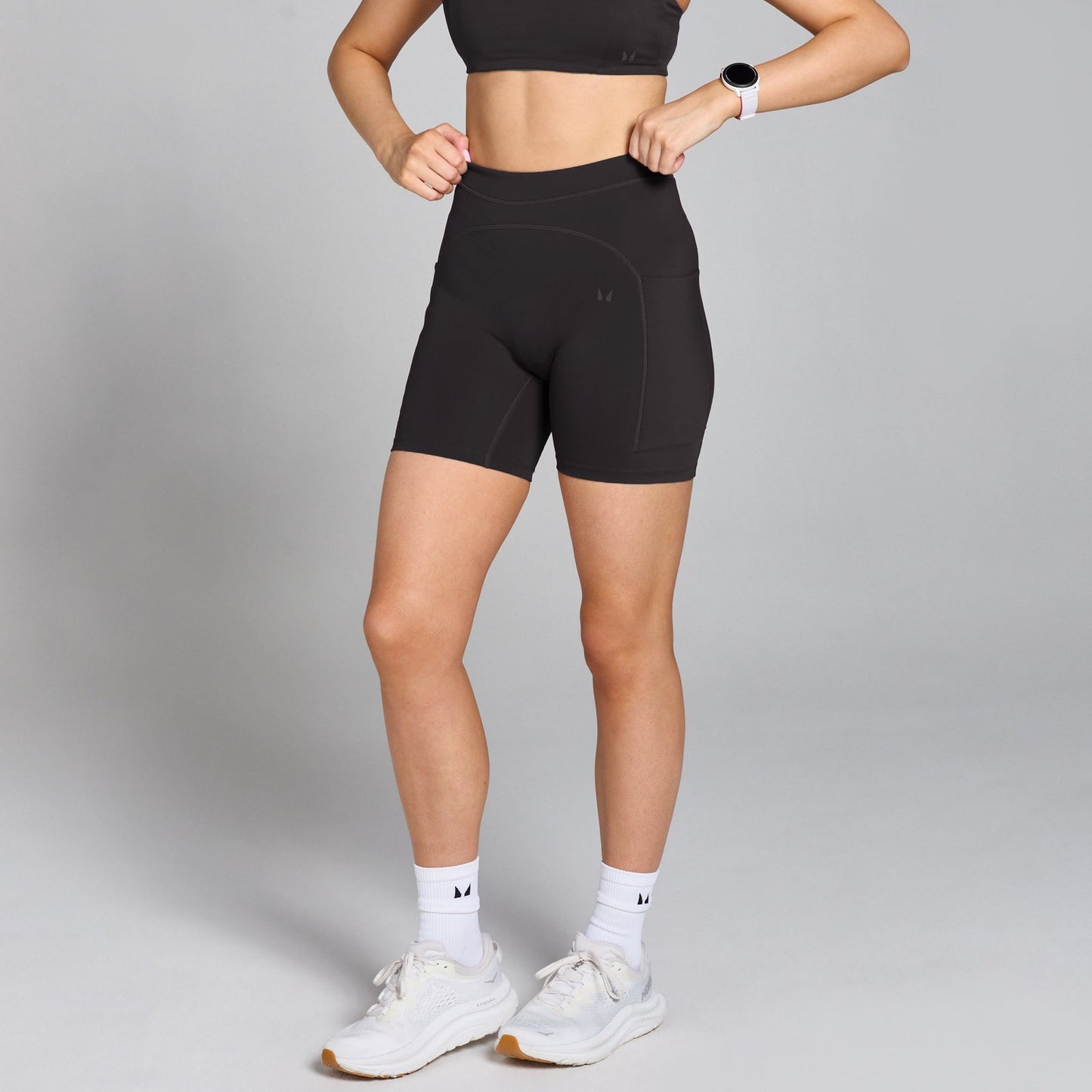 Velocity short met zakken voor dames - S