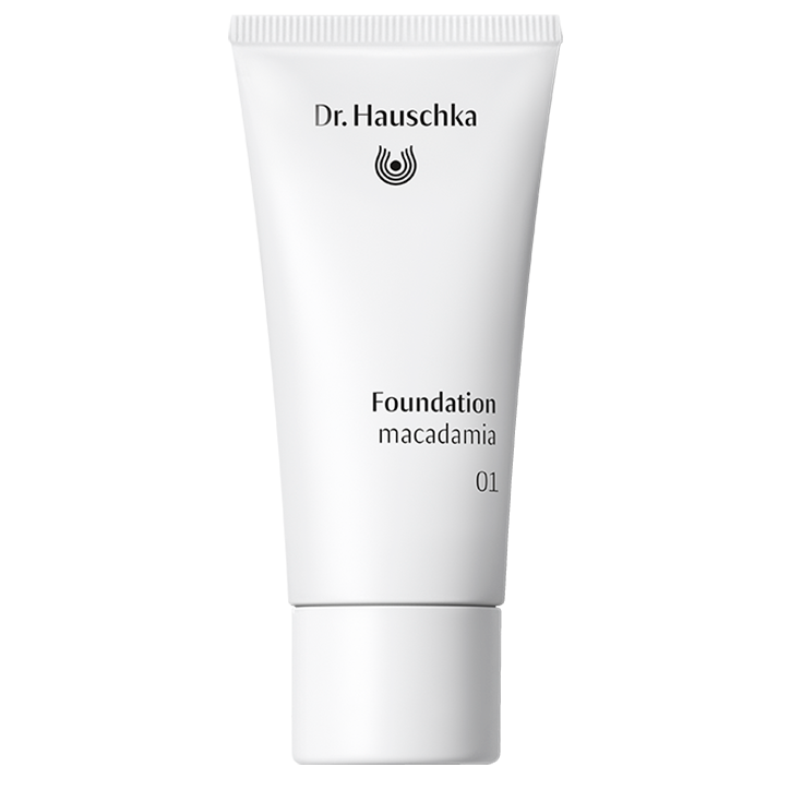 Dr. Hauschka Foundation Macadamia 01