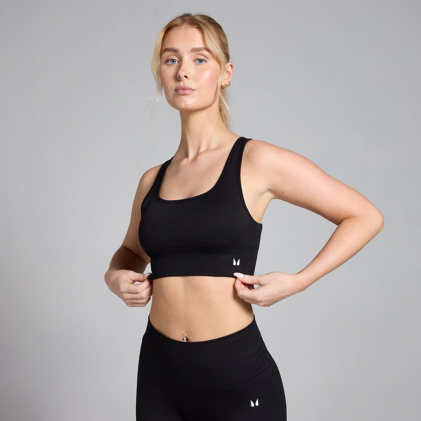 Shape naadloze sportbeha met gekruiste bandjes - Zwart / XL