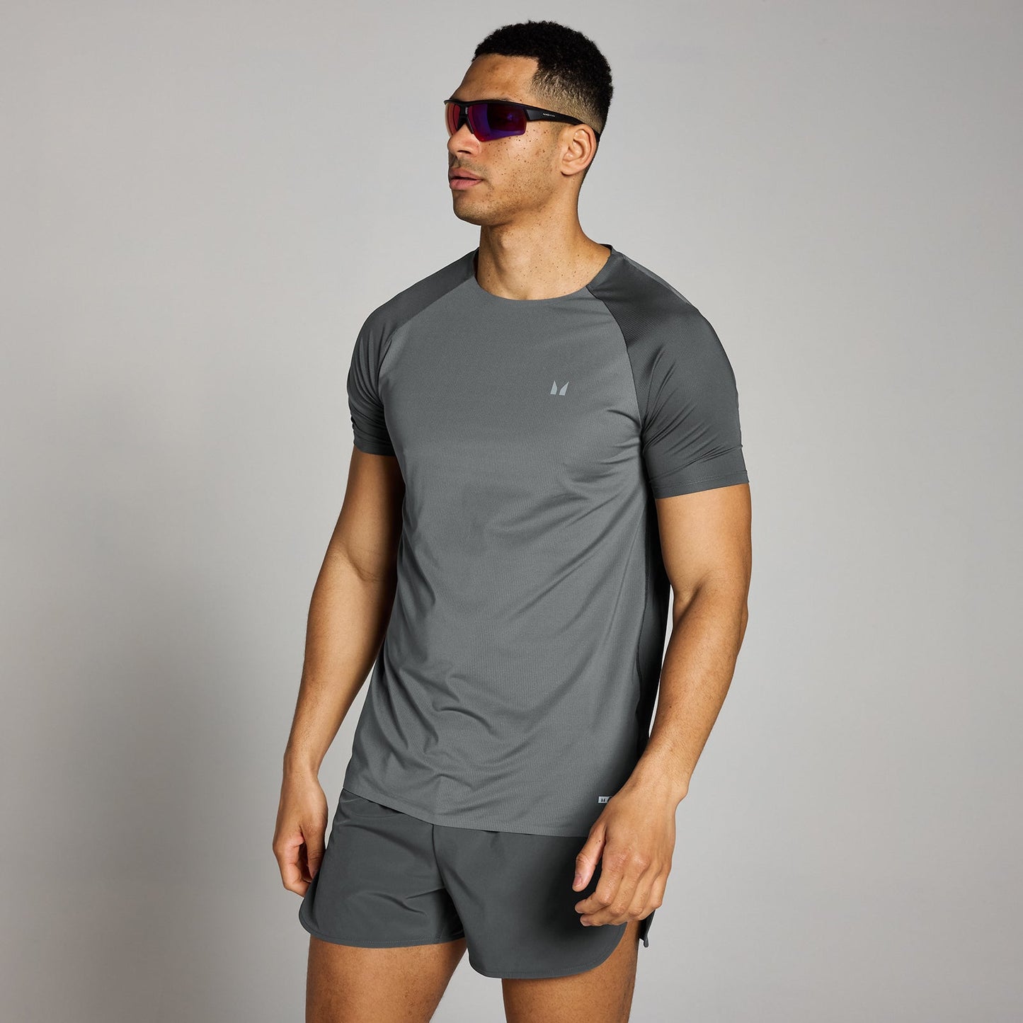 Velocity T-shirt van mesh - Donkergrijs / S