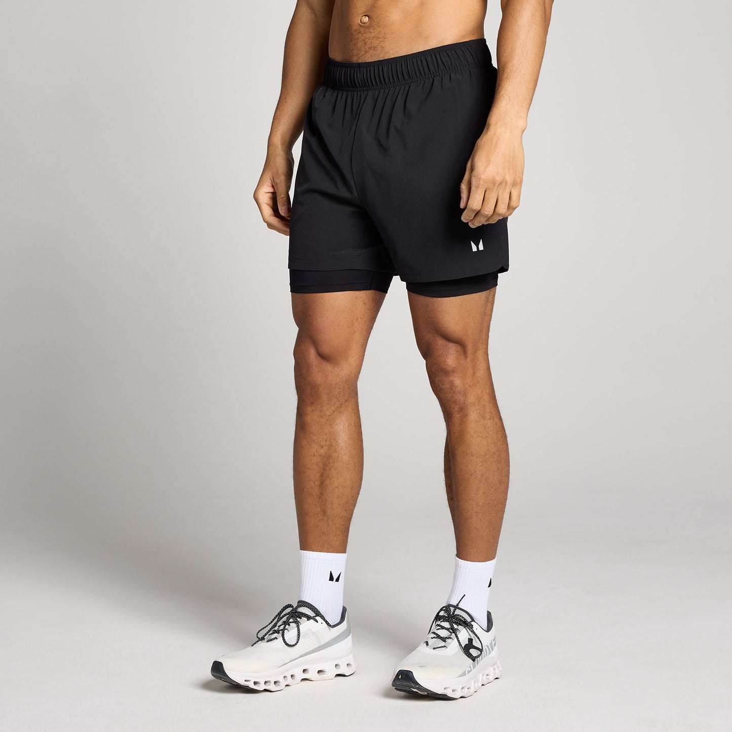 2-in-1-trainingsshort met binnenbeenlengte van 13 cm voor heren - Zwart / 3XL