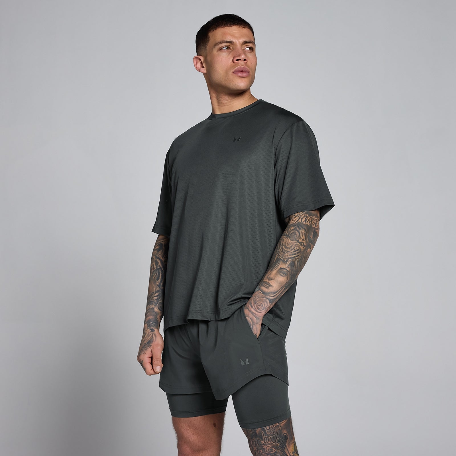 Men's Hybrid Oversized Mesh T-Shirt - Gewassen Zwart / 3XL