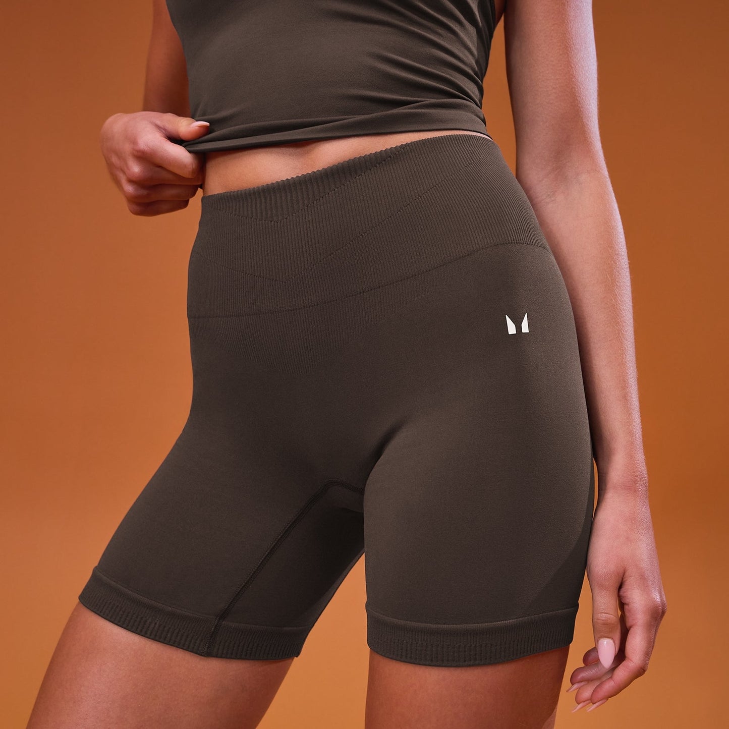 Women's Tempo Seamless Scrunch Short - XXL